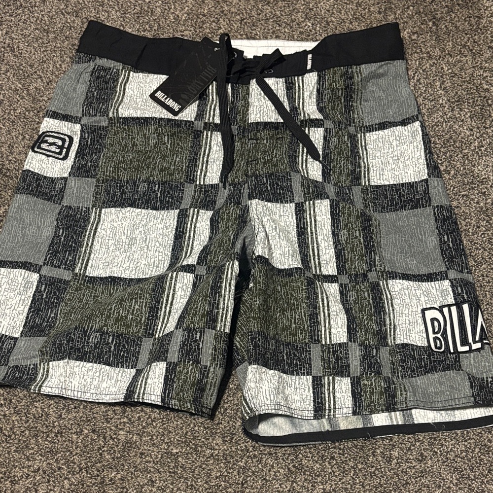 Billabong Men's Checkered Swim Shorts - Black and Green